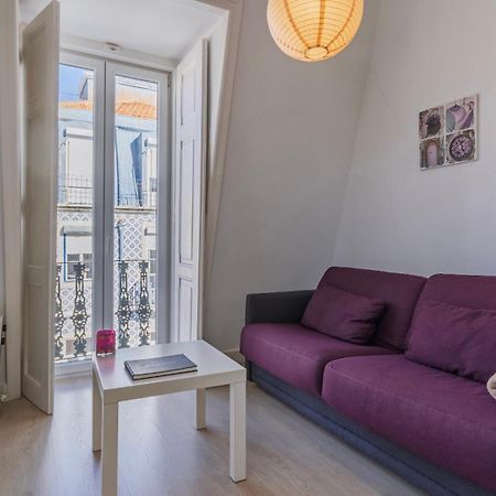 Classic Topfloor Apartment By Lovelystay Lisbon Exterior photo