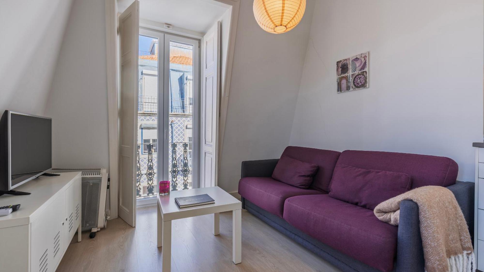 Classic Topfloor Apartment By Lovelystay Lisbon Exterior photo