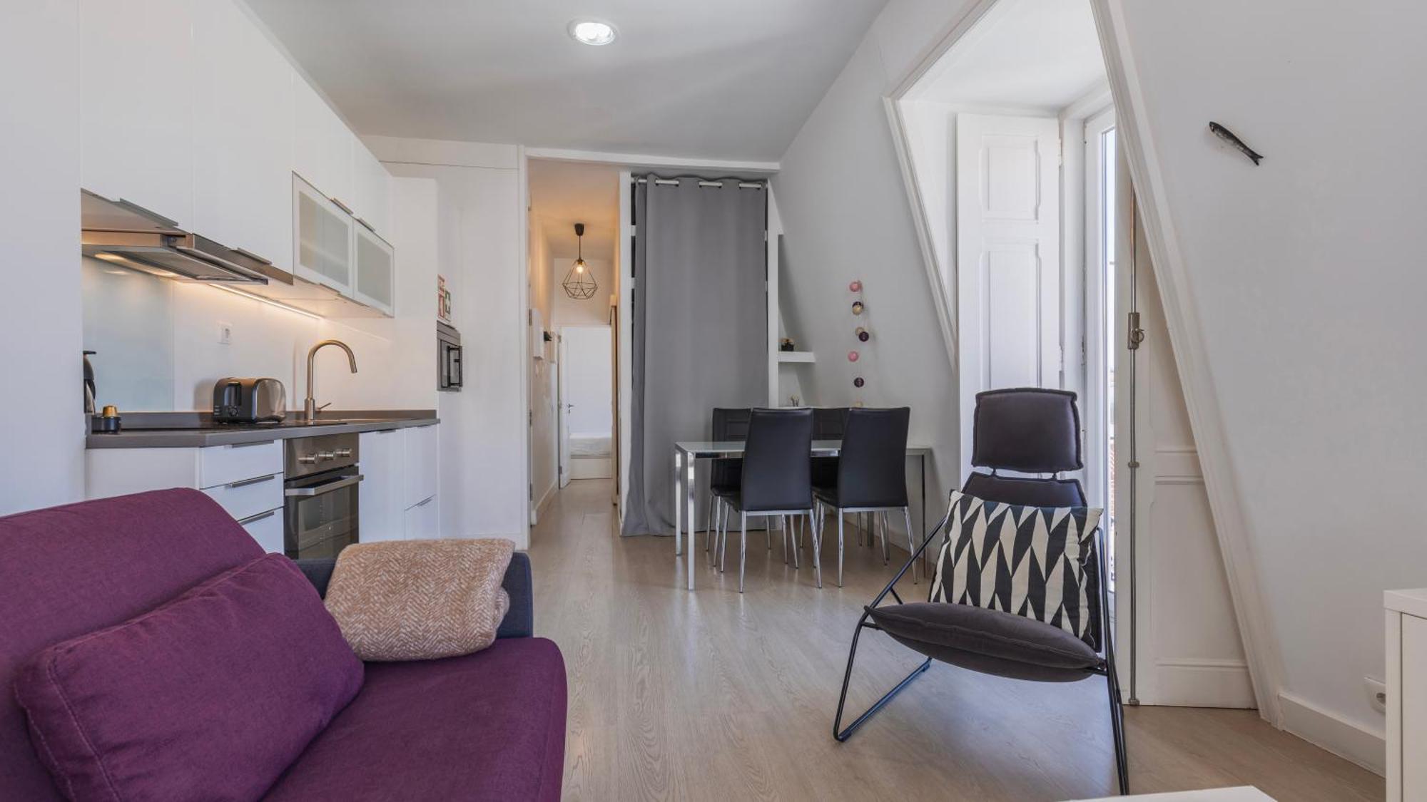 Classic Topfloor Apartment By Lovelystay Lisbon Exterior photo