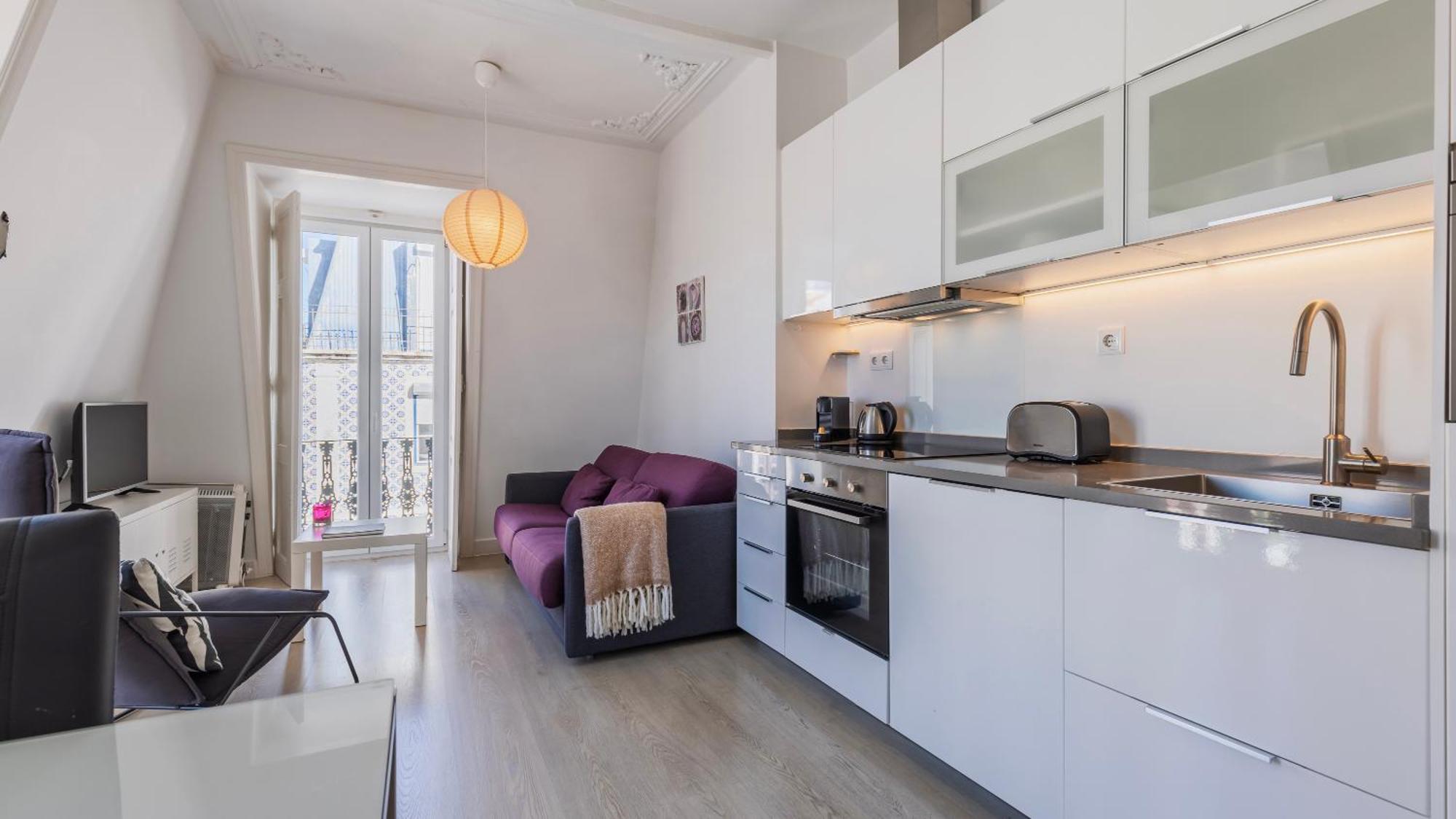 Classic Topfloor Apartment By Lovelystay Lisbon Exterior photo