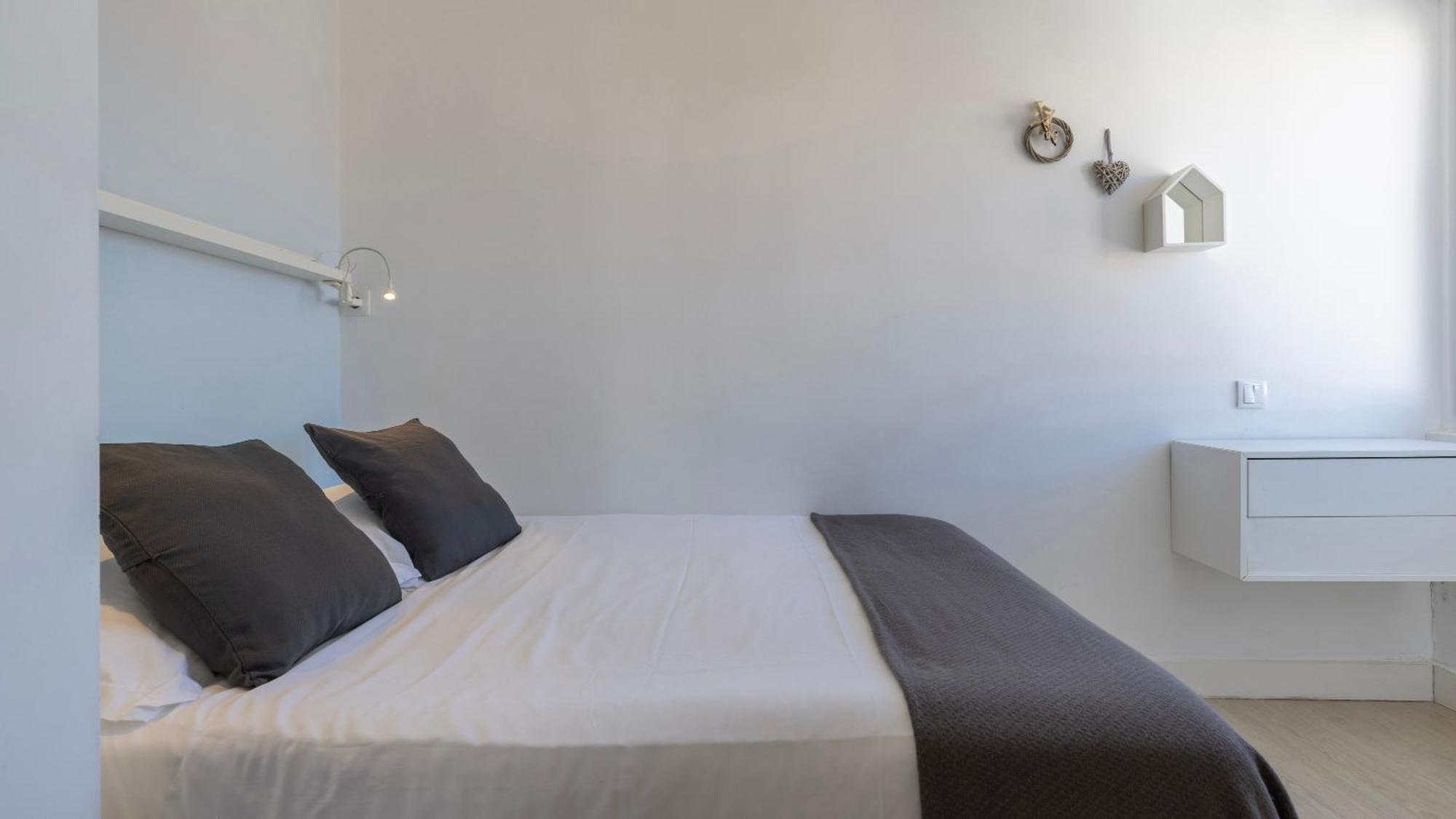Classic Topfloor Apartment By Lovelystay Lisbon Exterior photo